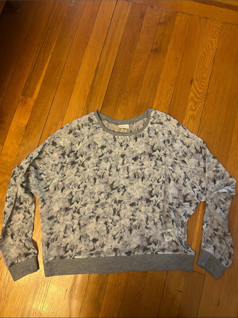 Bundle 3 for $30 Vintage H&M silk top dolman sleeves sheet watercolor 4